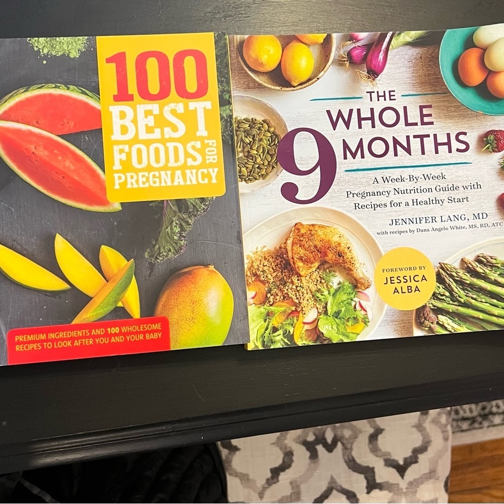 Pregnancy nutrition books